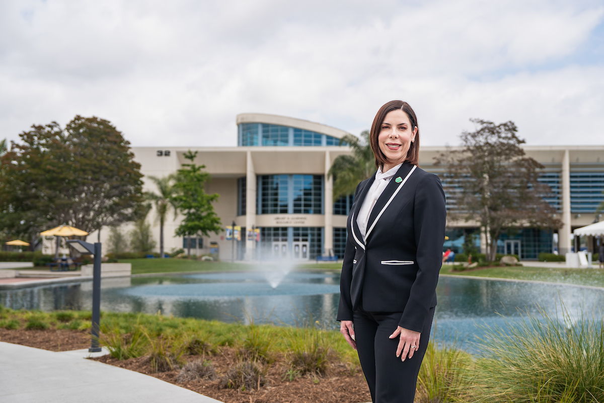 Shivon Ozinga poses on the Cypress College campus